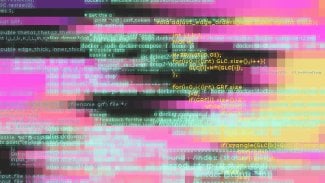 Obrazovka s poruchami a zkreslenými údaji. Koncept programování a informatiky.