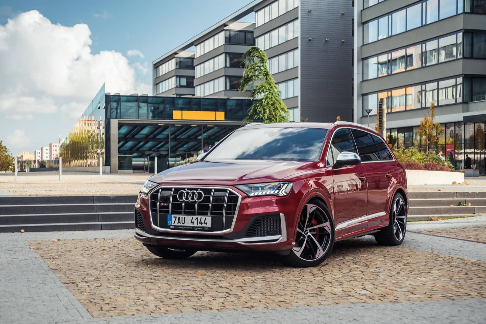 2019-11-Audi-SQ7-TDI-00017.jpg