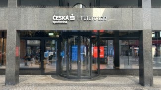 Ilustrační fotografie. Pobočka České spořitelny, Future Lab, Na Perštýně 342/1, Praha. (2024)