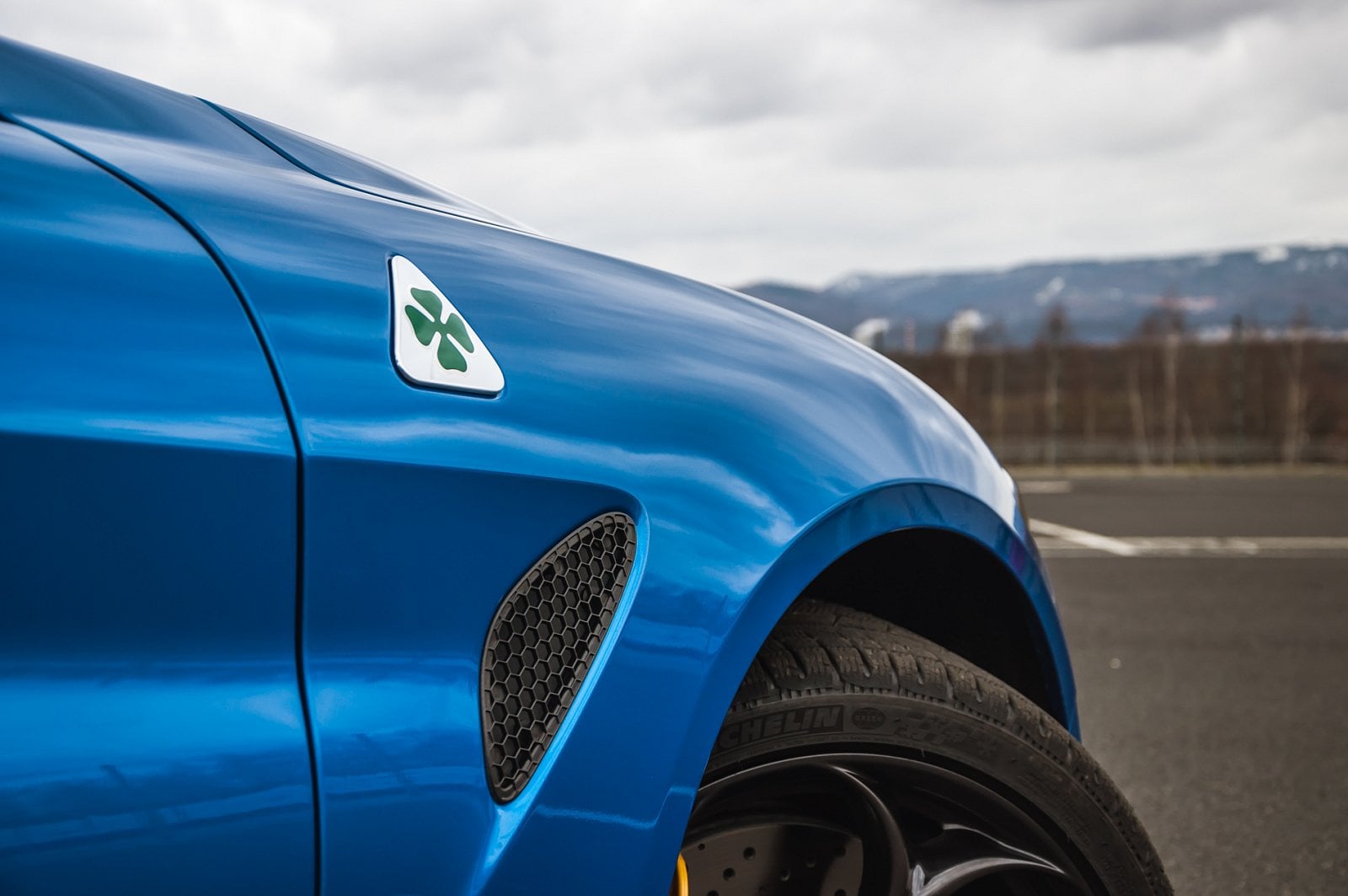 2019-03-giulia-qv-vs-stelvio-qv-39.jpg