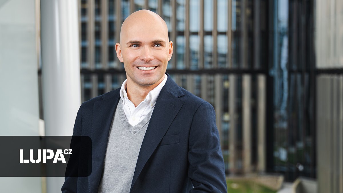 Startup z Opavy slučuje desítky AI typu GPT, Llama či DeepSeek do jednoho rozhraní. Získal na to investici