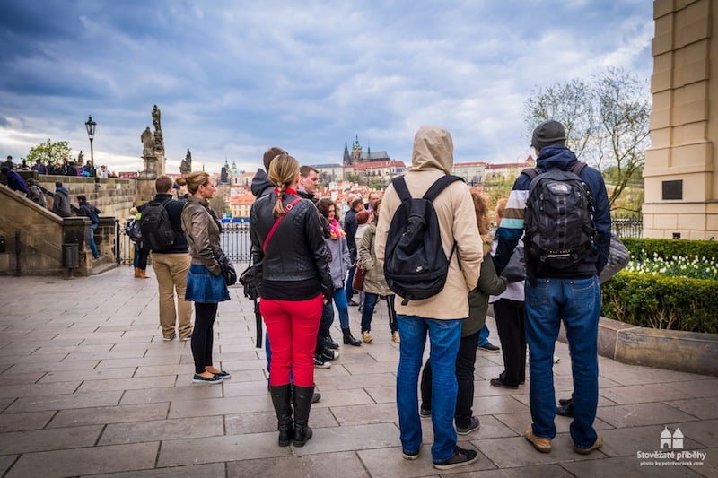 Stověžaté příběhy milují děti, ale jsou i pro dospělé.