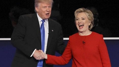 Náhledový obrázek - Trump prohrál s Clintonovou. V souboji o volební peníze