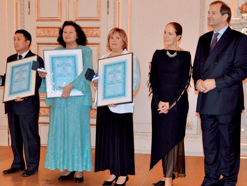 Mgr. Bohumila Hajšmanová převzala dne 10. listopadu 2011 ve Španělském sále Pražského hradu ocenění Národní cena kvality ČR, vyhlašované každoročně Radou kvality ČR v rámci Programu Národní ceny kvality ČR.