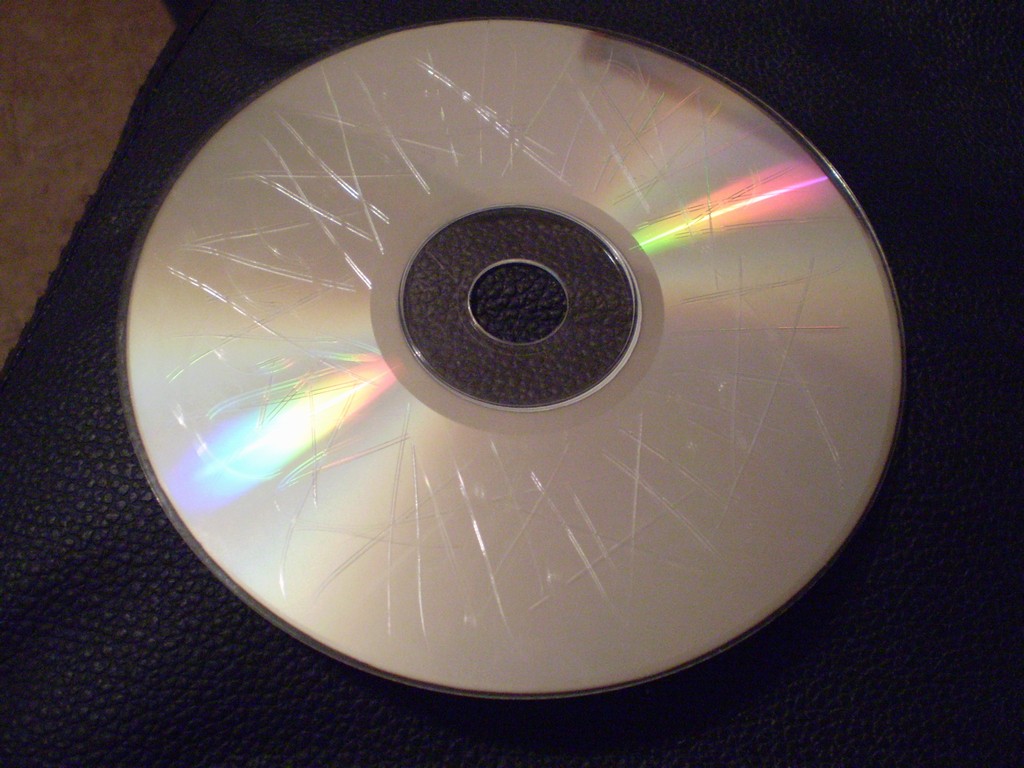 Značně poškrábané CD
