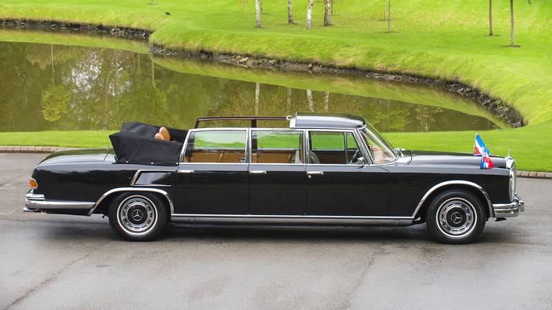 Na prodej je unikátní Mercedes-Benz 600 Pullman, se kterým jezdil Josip Broz Tito. Máte zájem?