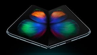 Náhledový obrázek - Jako dva mobily v jednom. Skládací Galaxy Fold je tady a bude pekelně drahý