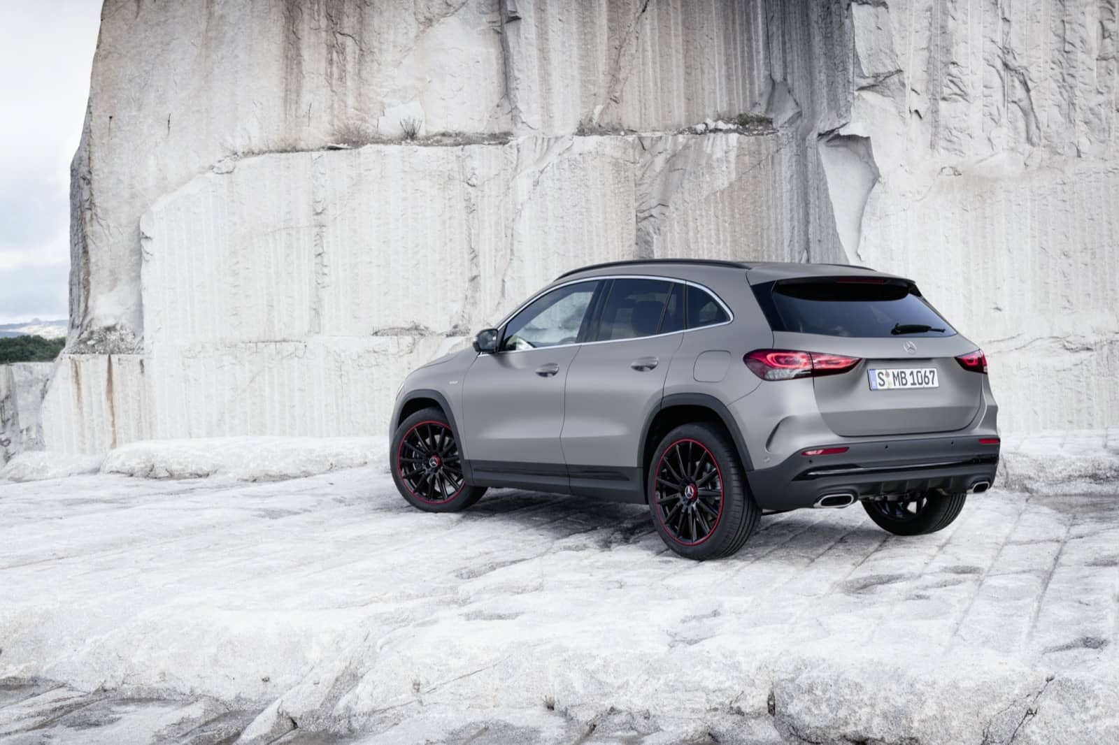 2020-08-Mercedes-Benz-GLA-2020-23.jpg