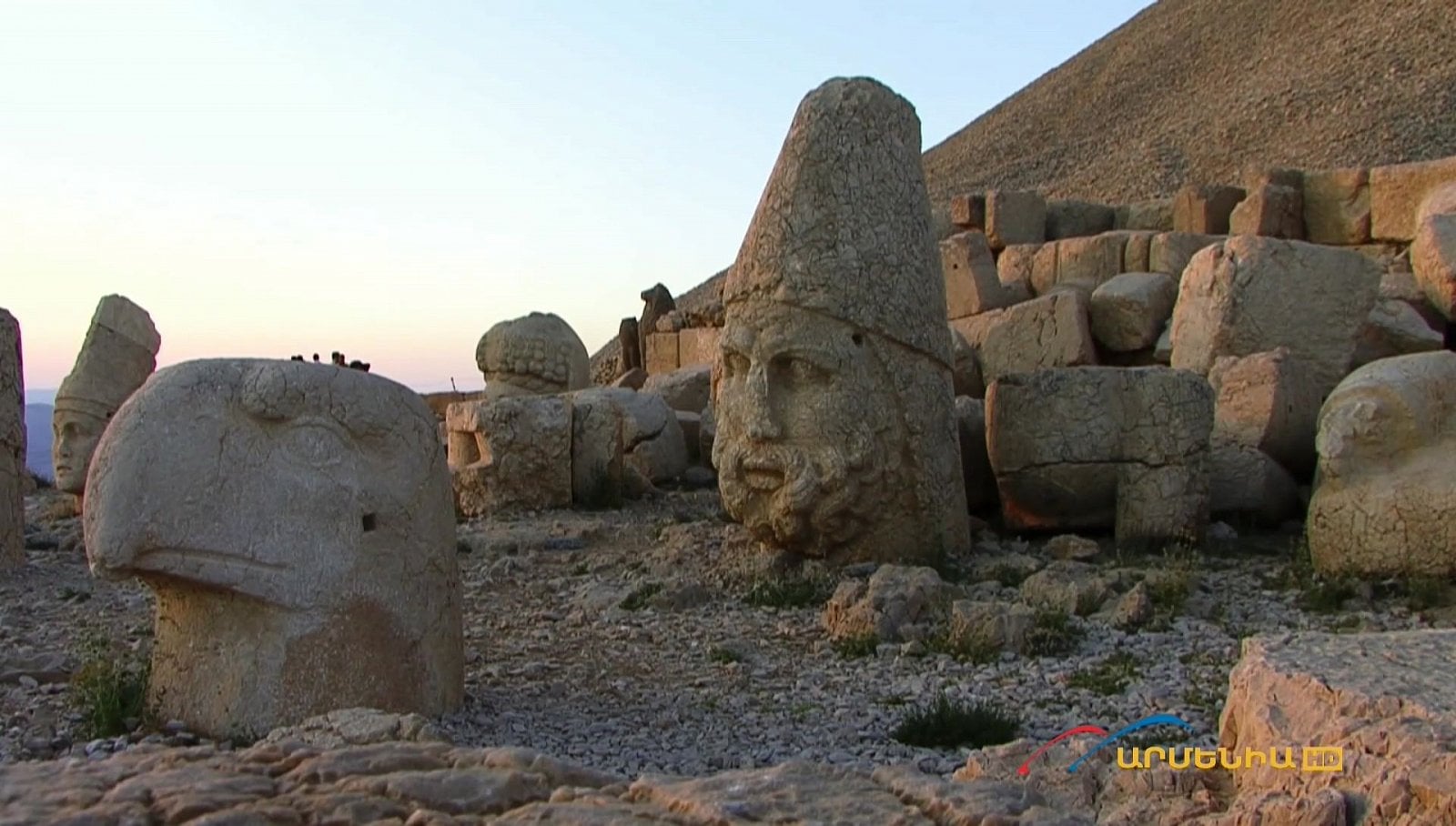 Nové hvězdy na satelitním nebi 14.-24. července