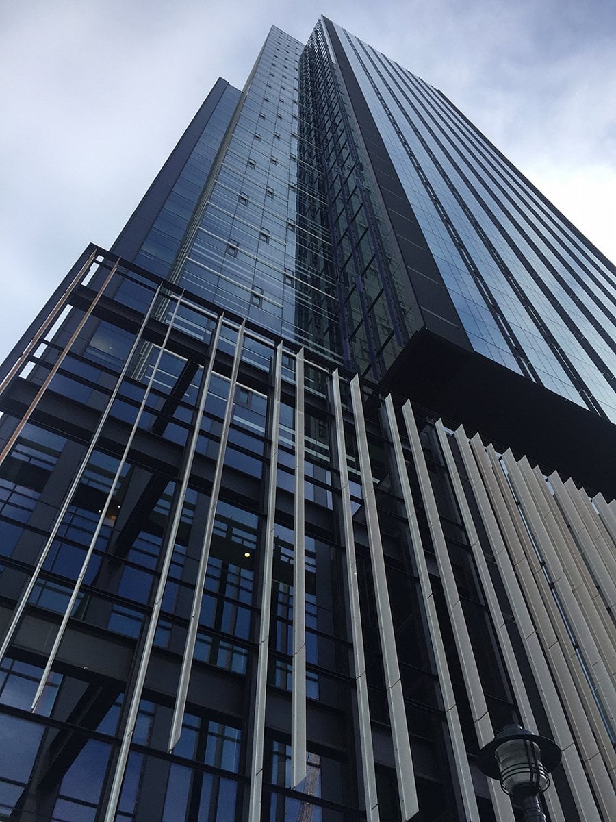 Mrakodrap Day 1, jedna z budov Amazonu v Seattlu