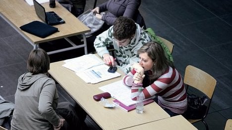 Náhledový obrázek - Uchazeči na post šéfa Cermatu nesplnili očekávání. Zíka dostal nové úkoly