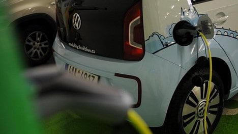 Náhledový obrázek - Německé automobilky investují do elektromobilů v příštích dvou letech 40 miliard eur