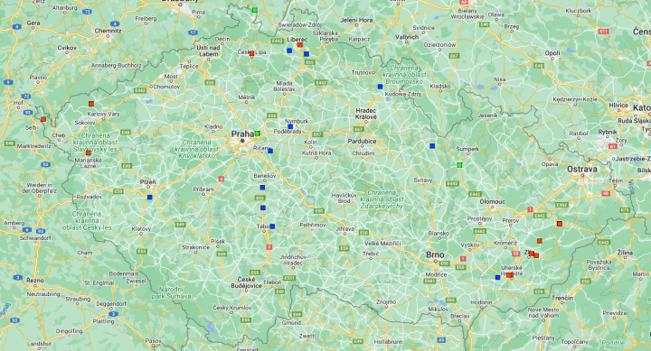 zelená - FTTH T-Mobile, modrá - FMS, červená - DSL/CETIN FTTH