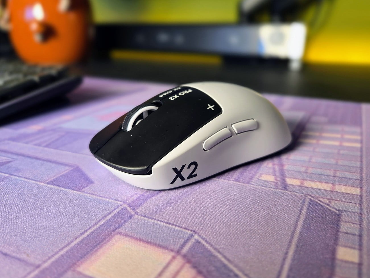 Logitech Pro X2 Superstrike tlačítka