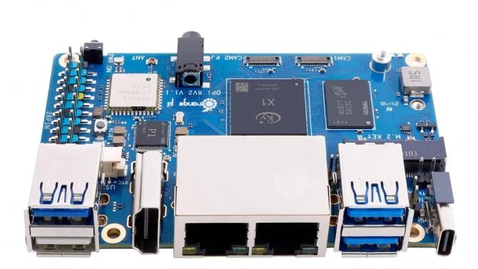 Jednodeskový počítač OrangePi RV2 s procesorem RISC-V