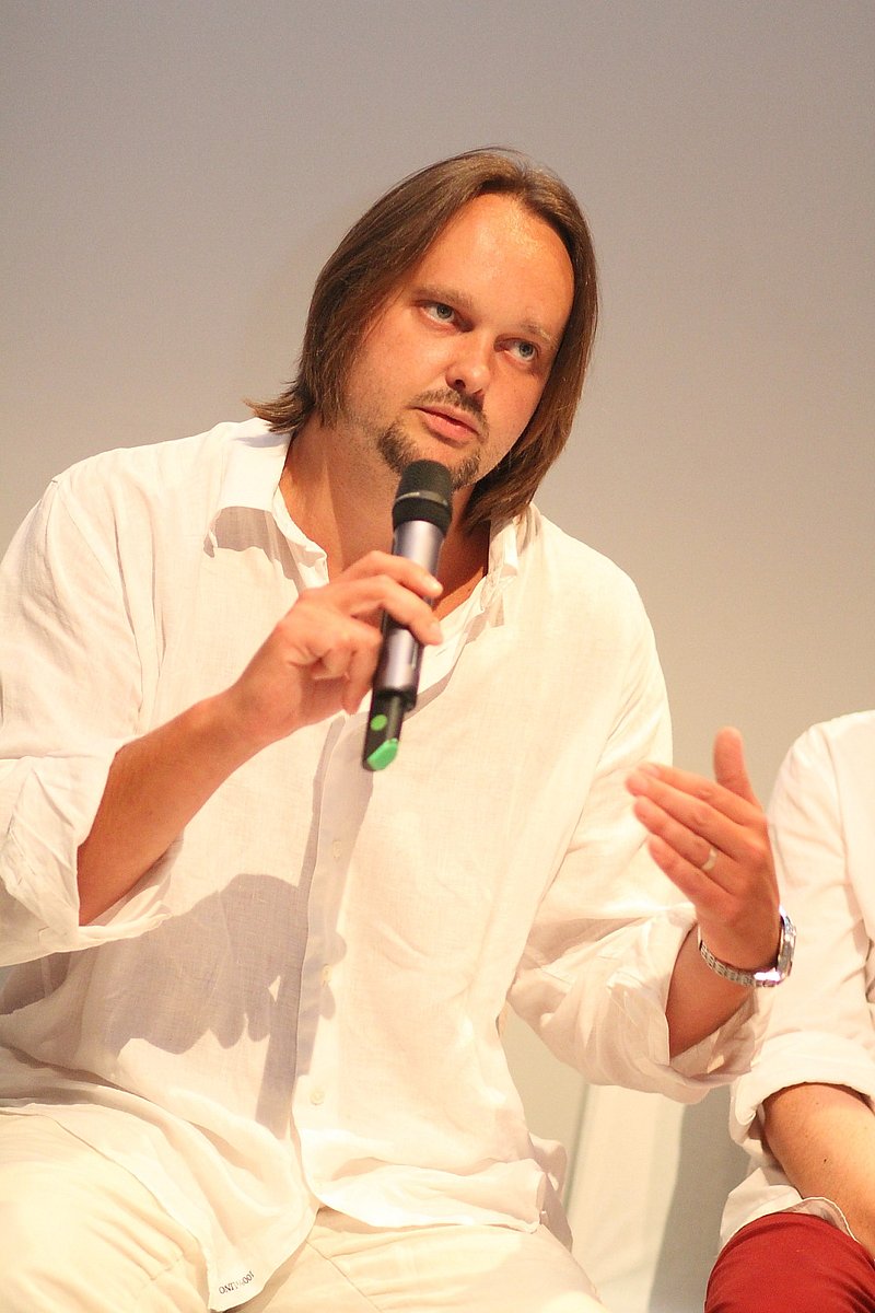 Česká televize představila pozdim 2013 na svých kanálech