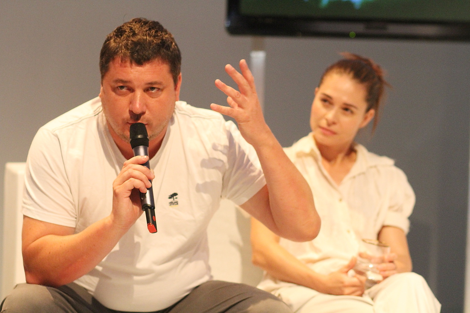 Česká televize představila pozdim 2013 na svých kanálech