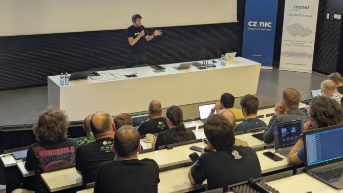 IPv6 má polovina uživatelů, většina zařízení už IPv4 nepotřebuje (Den IPv6)
