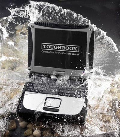 Toughbook ve vodě