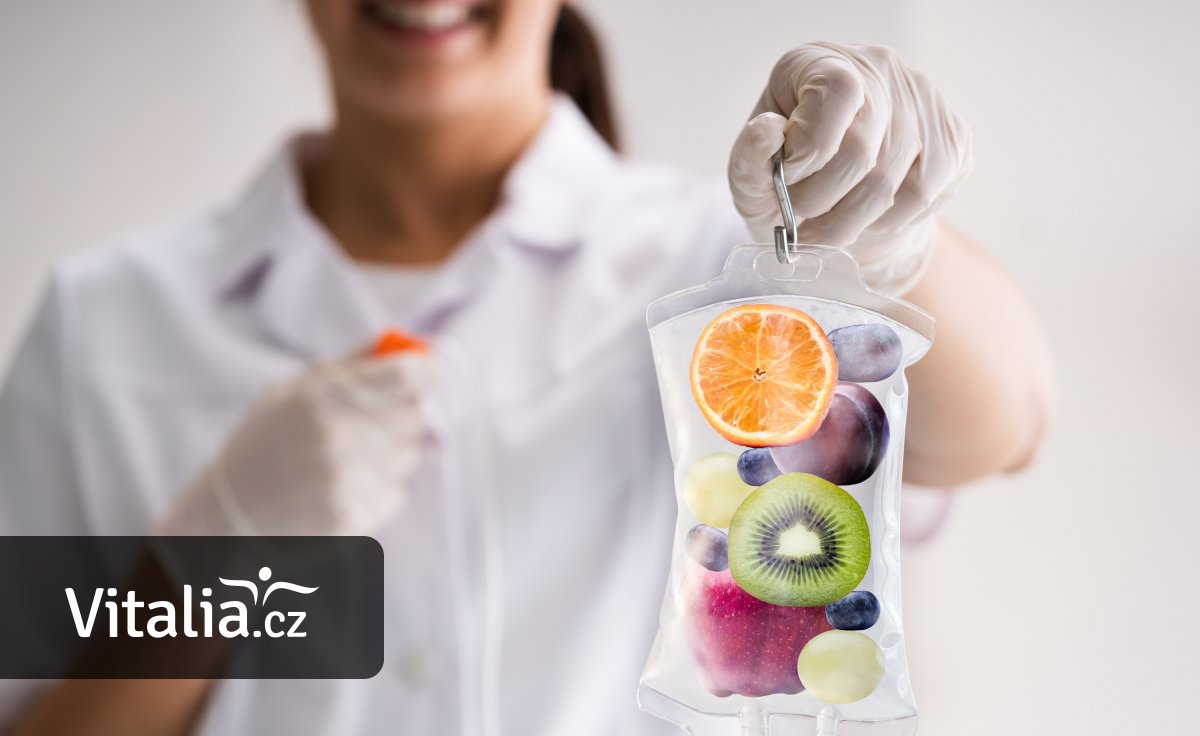 Lidé platí tisíce za vitamíny a léky do žíly. Přínos infuzí je ale pochybný