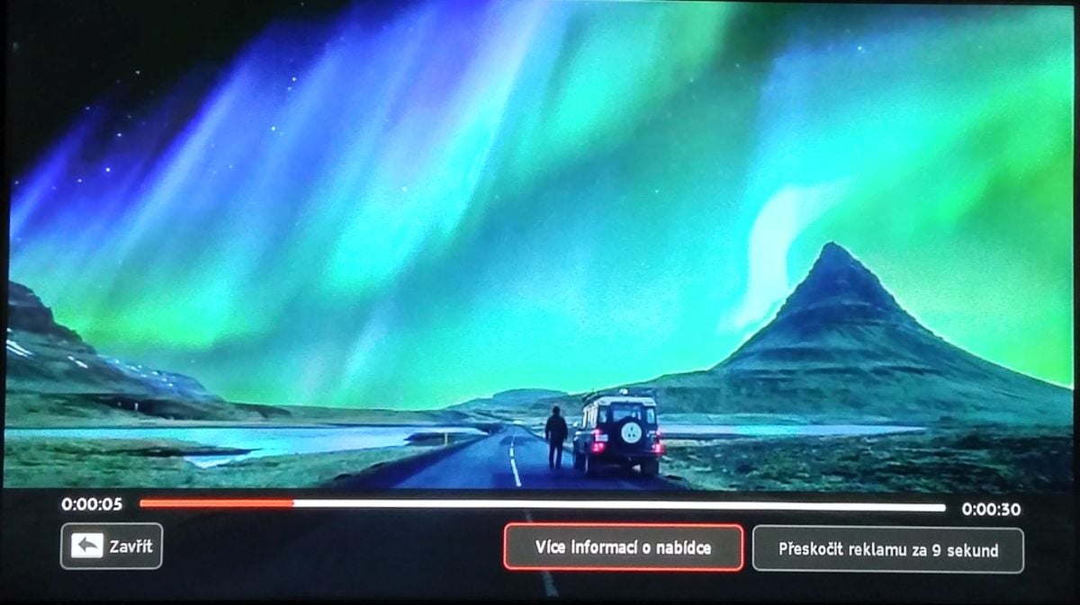 Reklamní blok před začátkem pořadu.