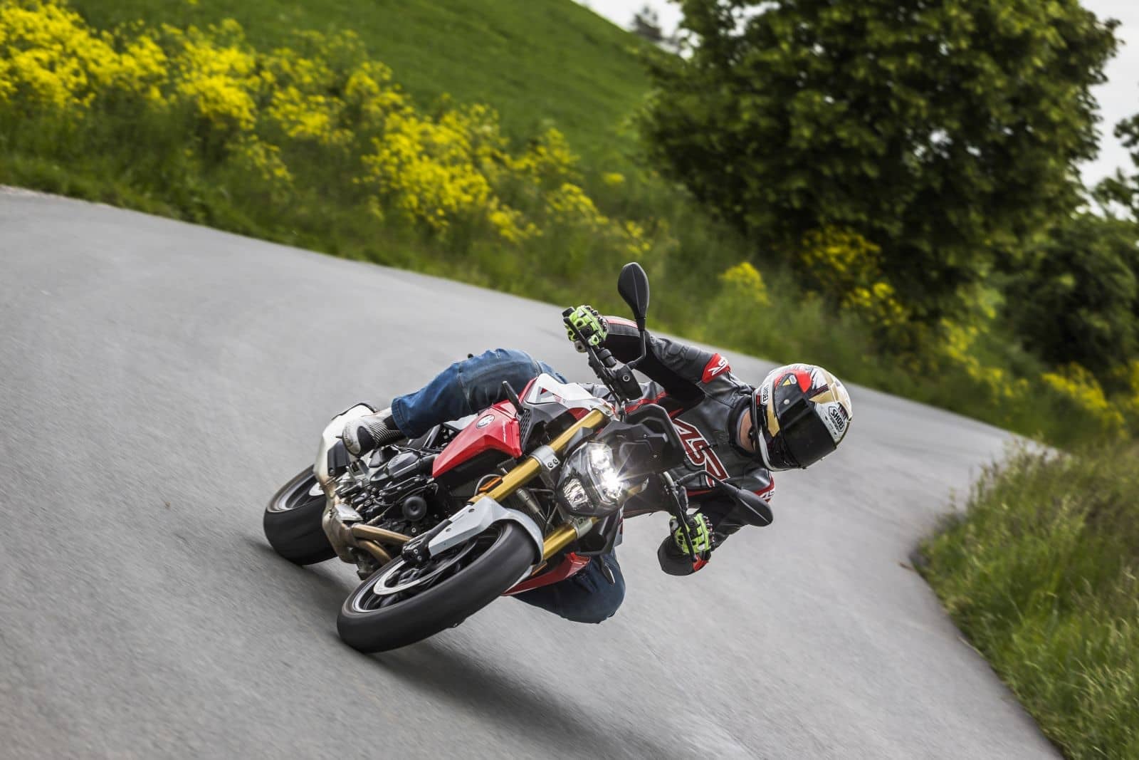 2020-10-aDMB2020_BMW-F-900-R-7609.jpg