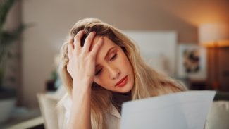 Daně, papírování, pracovní agenda