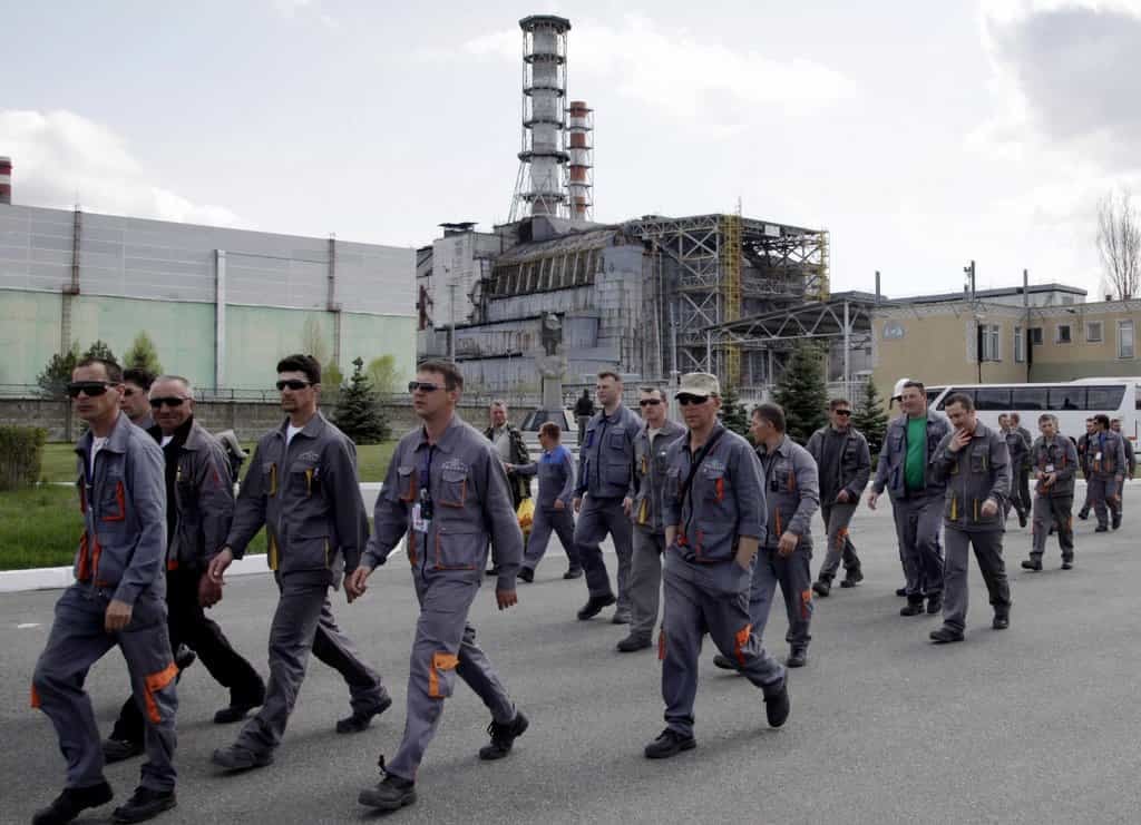 2014-10-novc3bd-c48dernobylskc3bd-kryt-roste-penc3adze-jsou-2.jp