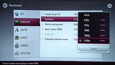 Jak vidíte, video výstup jde nastavit od 576p do 2160p pro televizor s rozlišením Ultra HD (4K). Využít se ale dá i automatika, která však v případě jediného napojovaného televizoru (LG 49UJ7507 – 4K) nepracovala vždy ideálně, a to především u DVD disků.