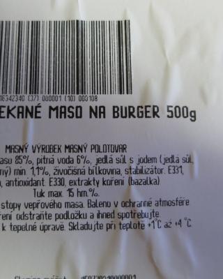 HOVĚZÍ SEKANÉ MASO NA BURGER 500 g. Kategorie: Nebezpečné potraviny. Nevyhovující parametr: Salmonella. Ve výrobku byla prokázána přítomnost Salmonella sp., tyto mikroorganismy způsobují onemocnění salmonelózu. Výrobce / Distributor: Masokombinát Polička a.s. Místo kontroly: Penny Market s.r.o., Česká Kamenice