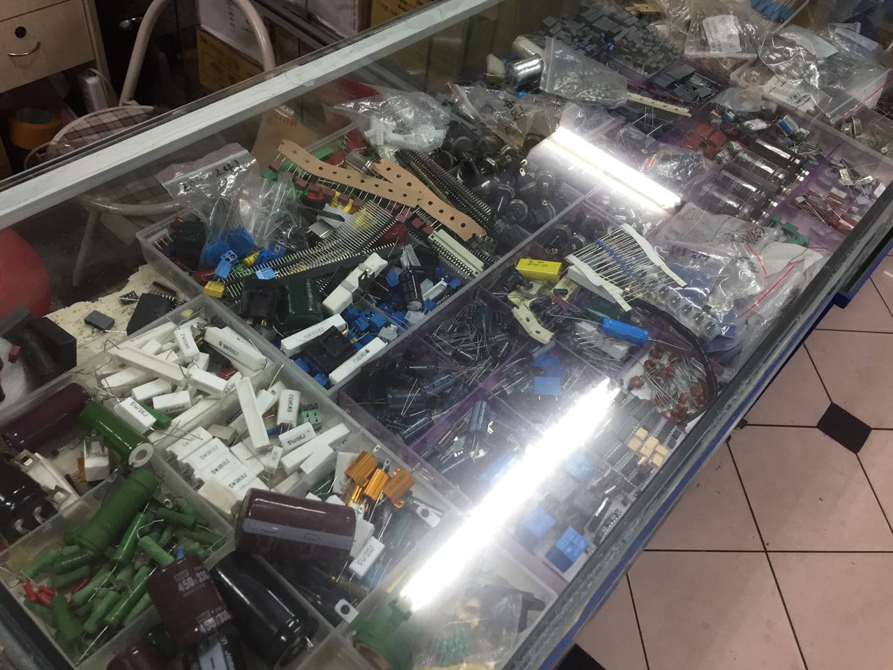 SEG Electronics Market v Šanghaji