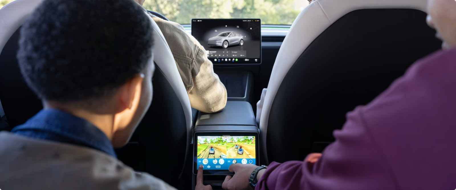 Zadní displej Tesla