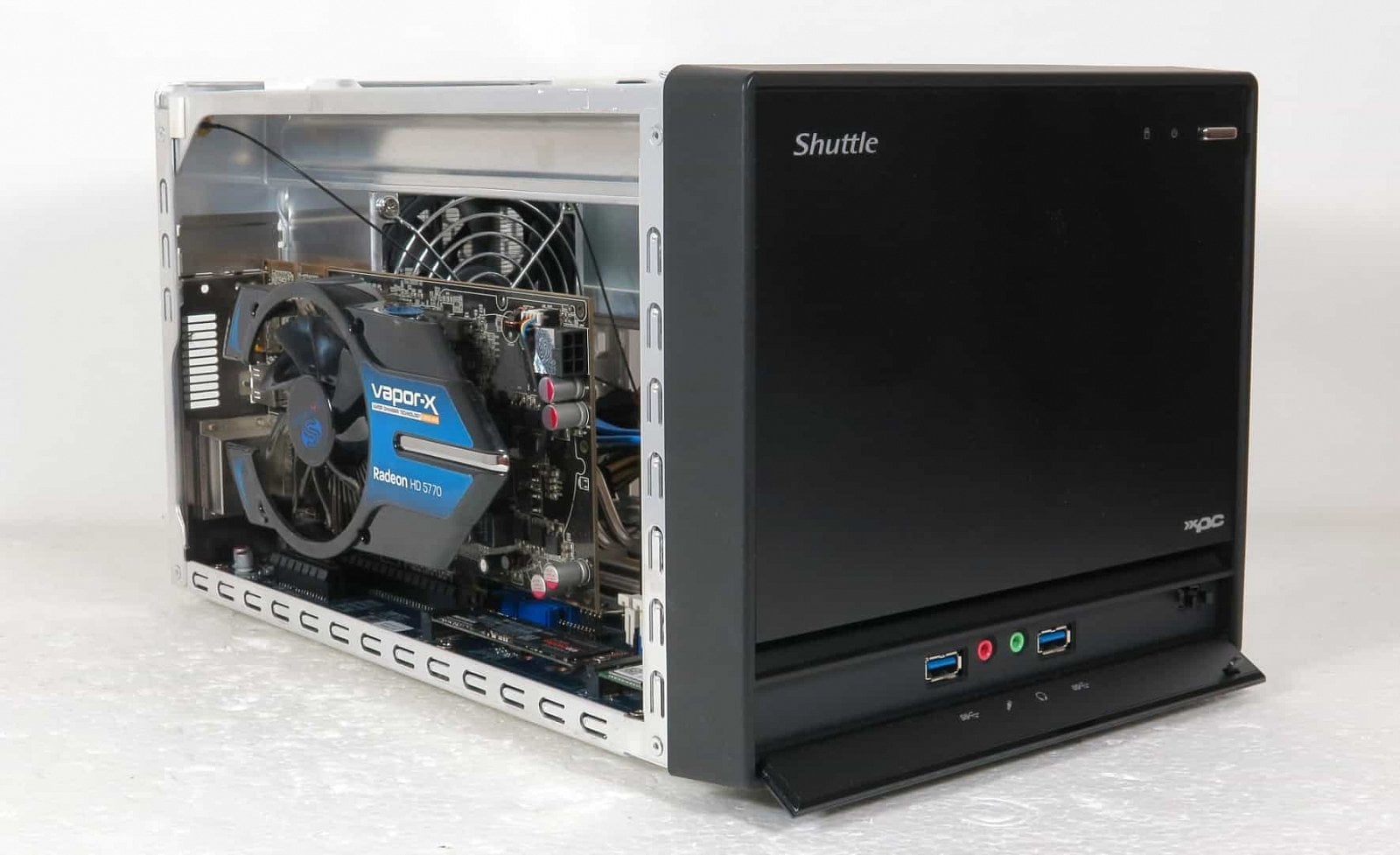 2019-09-Shuttle-XPC-SH370R8-33.jpg