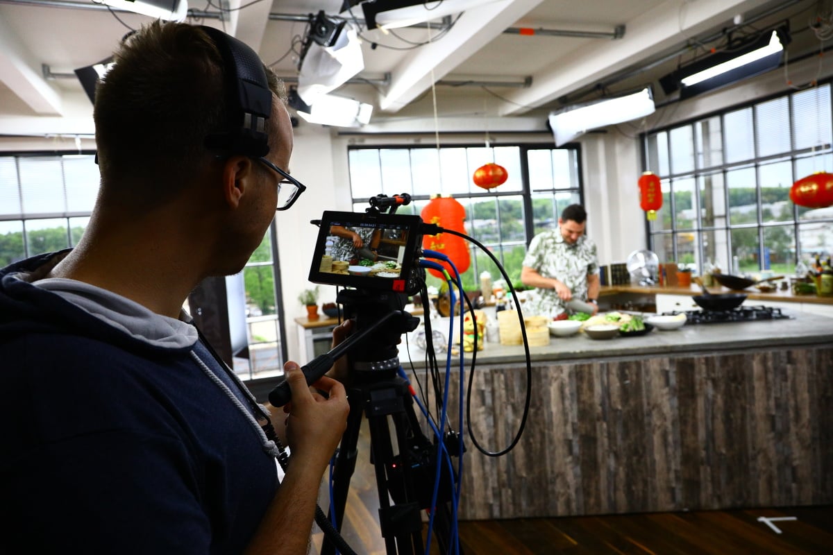 Jak to vypadá v zákulisí TV Mňam