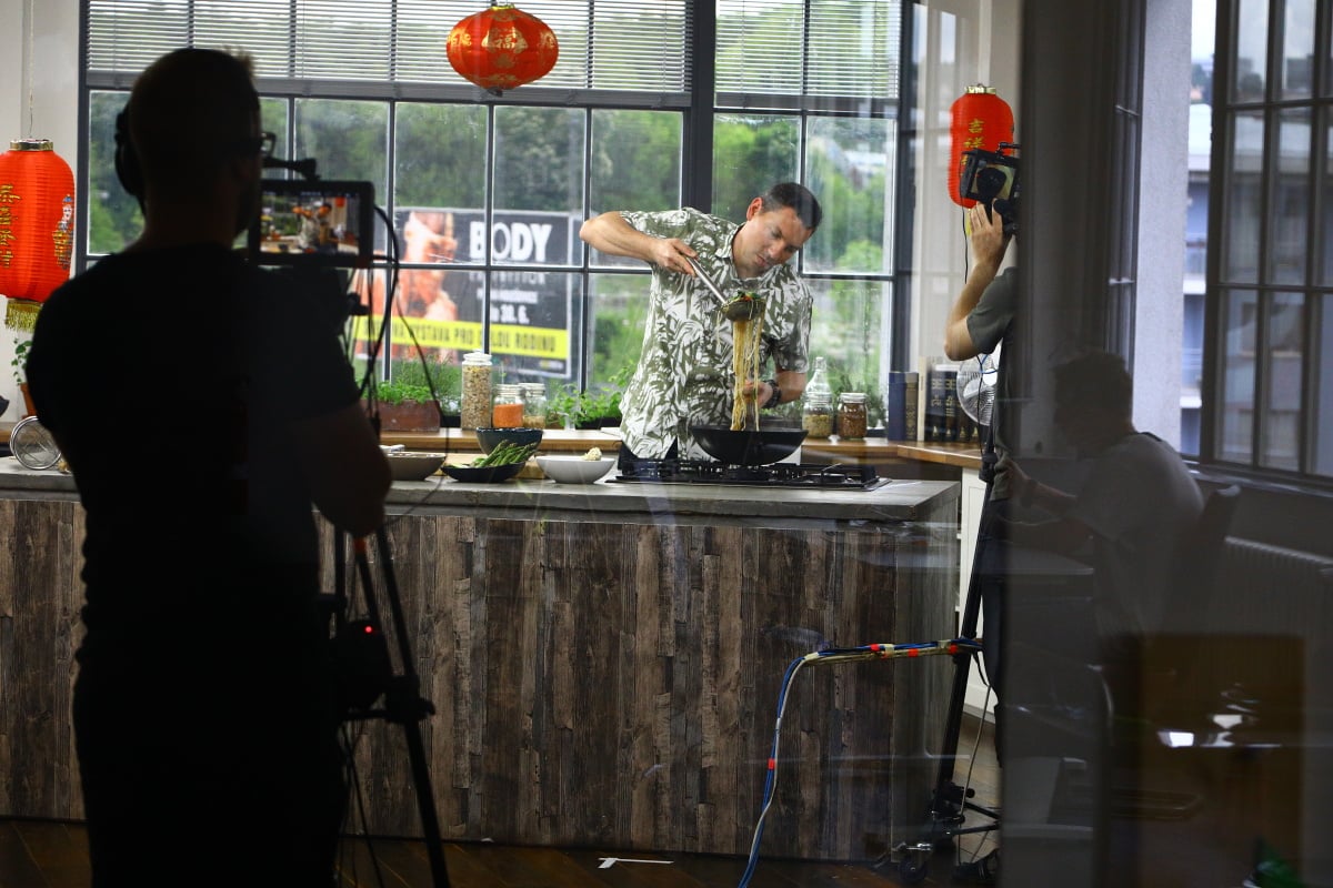 Jak to vypadá v zákulisí TV Mňam