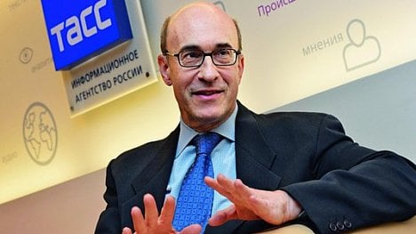 Náhledový obrázek - Kenneth Rogoff z Harvardu: Nechci zrušit veškerou hotovost, jen velké bankovky