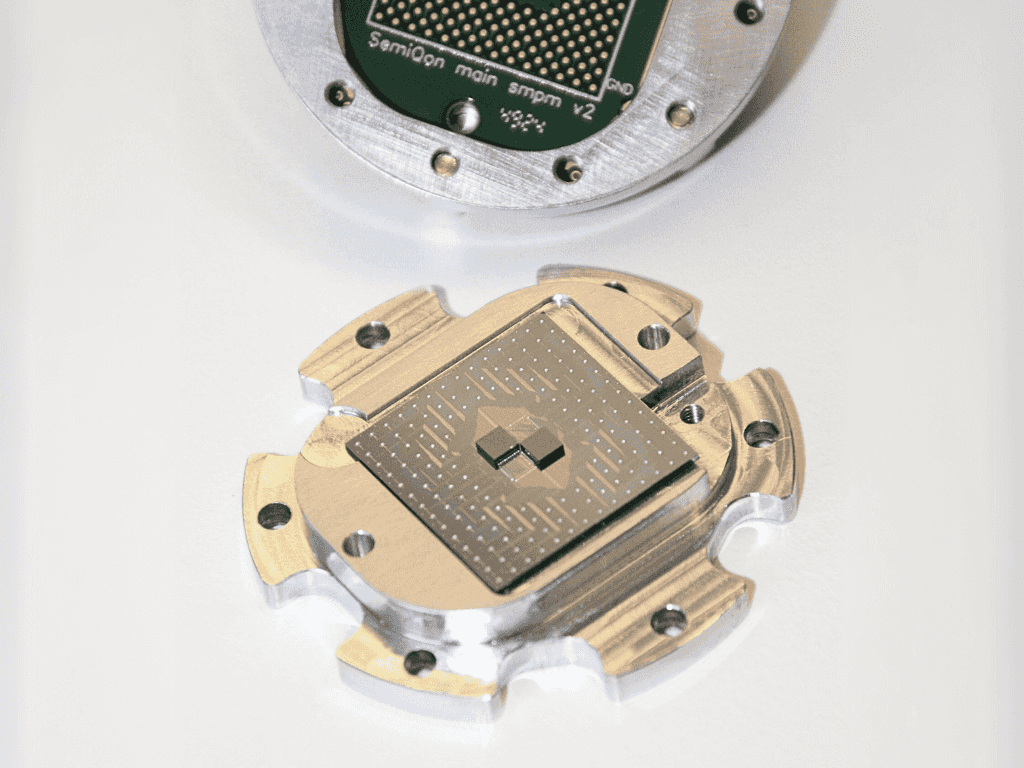 Kvantové čipy od společnosti SemiQon s kvantovými tečkami jako qubity