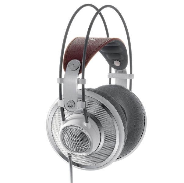 <p>Profesionální sluchátka AKG 701. U nás se prodávají za cenu okolo 10 tisíc korun.</p>