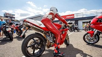 Náhledový obrázek - Tradiční okruhový Ducati Den nejen pro Ducatisty!