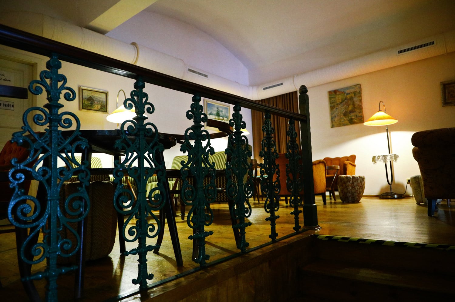 Kavárna Šlágr, úspěšný podnik v provorepublikovém stylu.