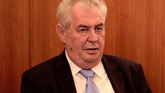 Náhledový obrázek - Zeman poděkoval Němečkovi za práci na ministerstvu zdravotnictví