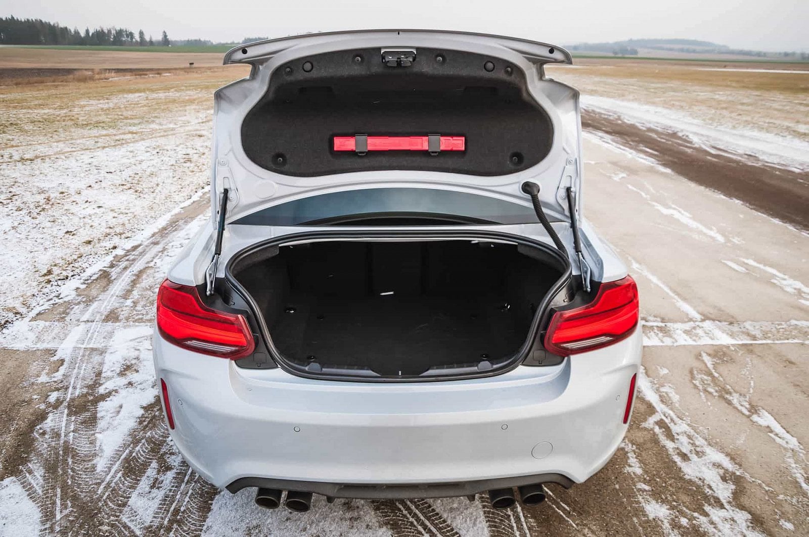 2019-02-bmw-m2-competition-21.jpg