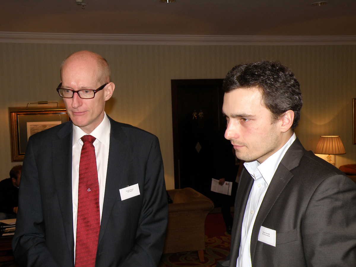 Výkonný ředitel satelitní služby freeSAT Magnus Ternsjö a Senior Sales & Marketing Manager SPI International pro střední a východní Evropu Adrian Gumulák.