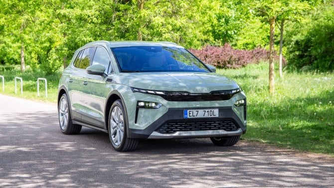 Test Škoda Elroq: Za cenu Karoqu s místem jako v Kodiaqu