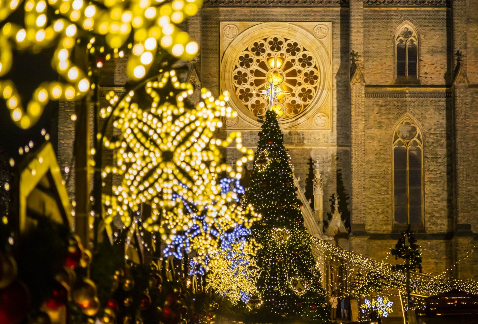 Centum vánoční Prahy. Vánčoní trhy a vánoční výzdoba