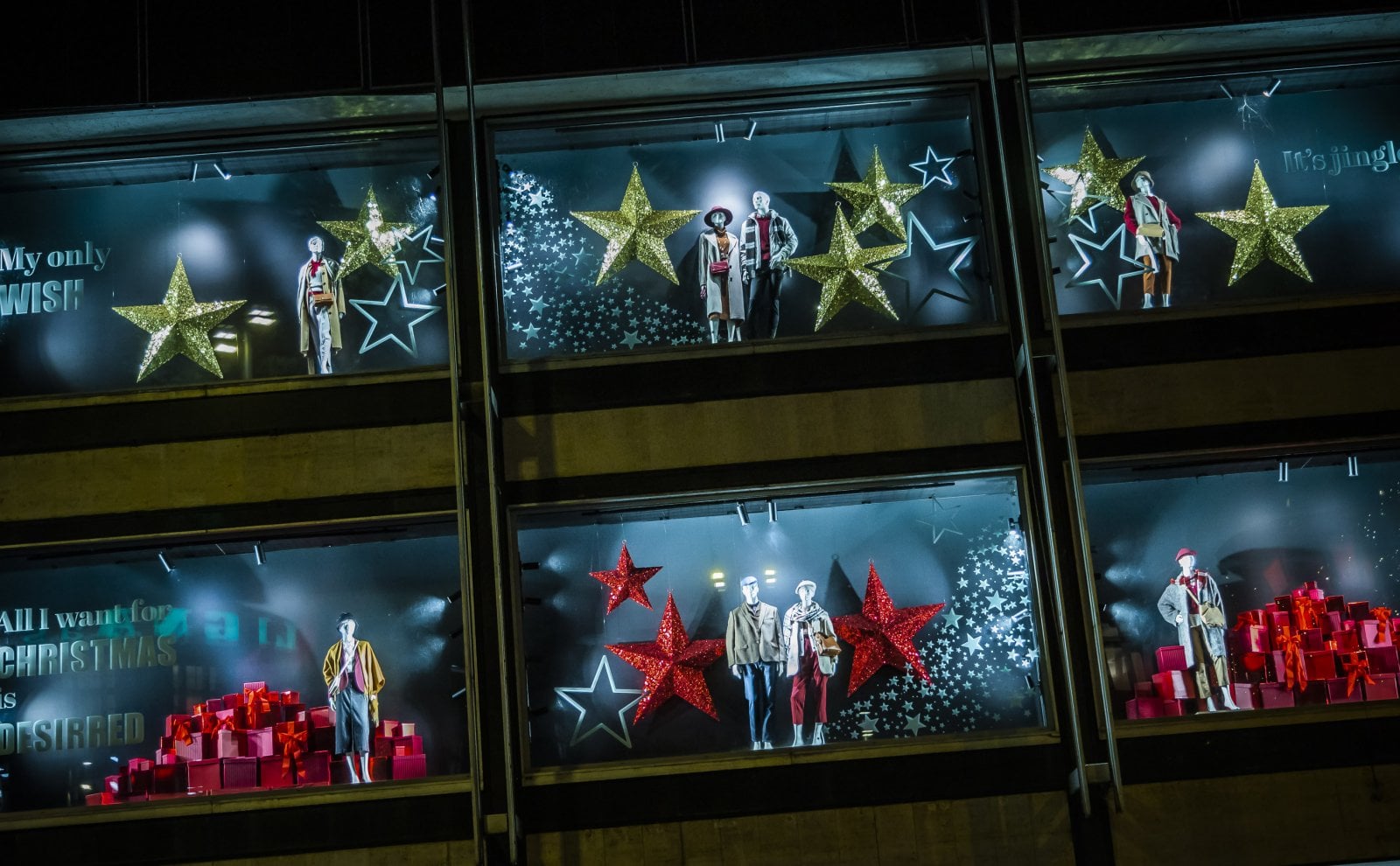 Centum vánoční Prahy. Vánčoní trhy a vánoční výzdoba