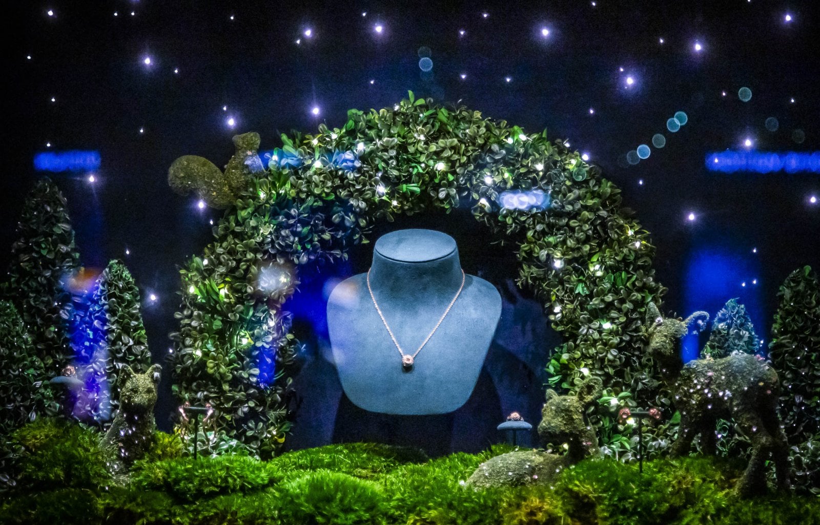 Centum vánoční Prahy. Vánčoní trhy a vánoční výzdoba