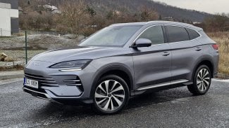 Náhledový obrázek - Test: Kodiaq dostal nového soupeře s nízkou cenou a skvělou výbavou. Vyzkoušeli jsme BYD Seal U DM-i Comfort