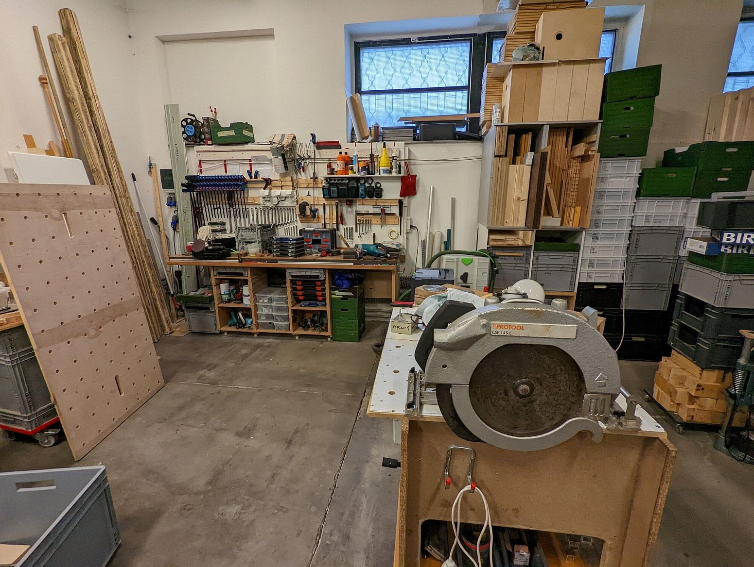 Dílna pro práci se dřevem.