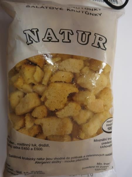 Žluklá chuť a vůně, zatuchlost, plíseň, ale i škůdci se vyskytovali na trvanlivých pekařských výrobcích